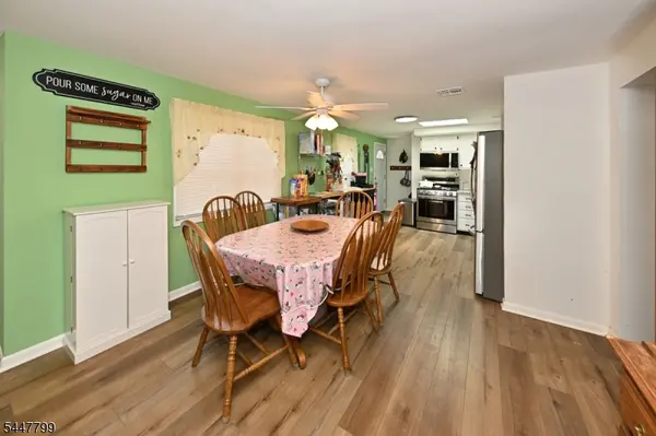 58 Grove St, Wanaque Boro, NJ 07465
