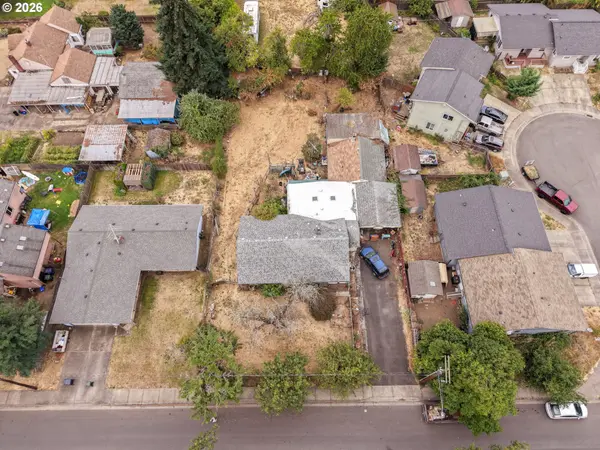 246 S 34TH ST, Springfield, OR 97478
