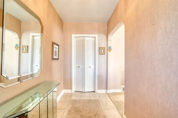 48 Alexis BLVD, Toronto C06, ON M3H 2P4