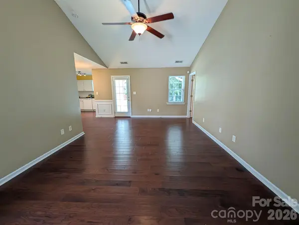 704 Gum Branch RD, Charlotte, NC 28214