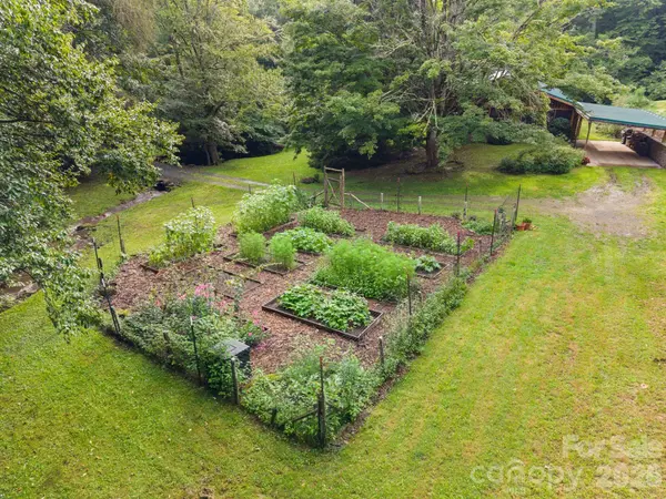 1061 Indian Trail RD, Mars Hill, NC 28754