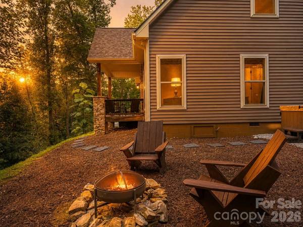 13 Cullsiah Cove RD, Robbinsville, NC 28771