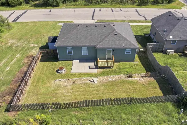 1406 Sutter Woods RD, Junction City, KS 66441