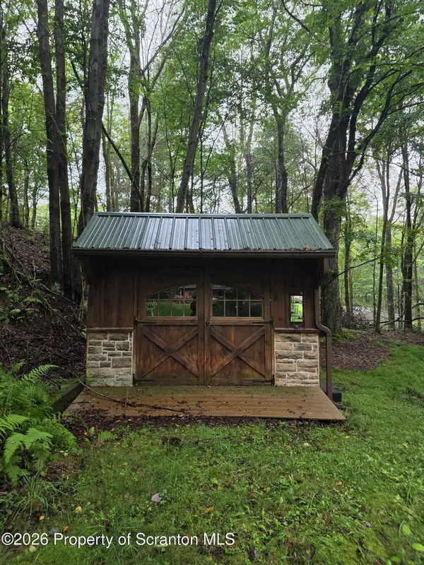 Address not disclosed, Gouldsboro, PA 18424