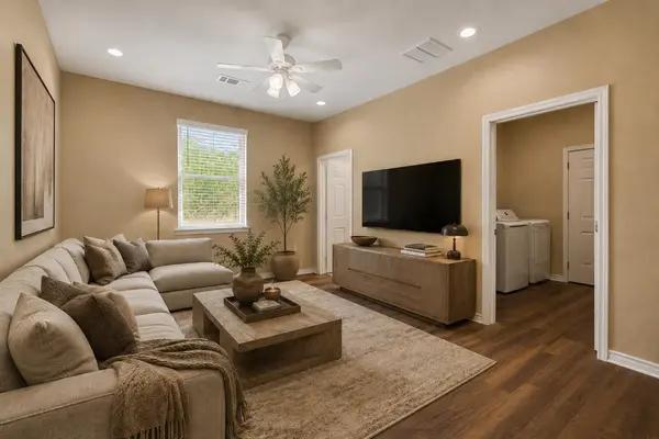 113 War Bonnet RDG, Kingsland, TX 78639