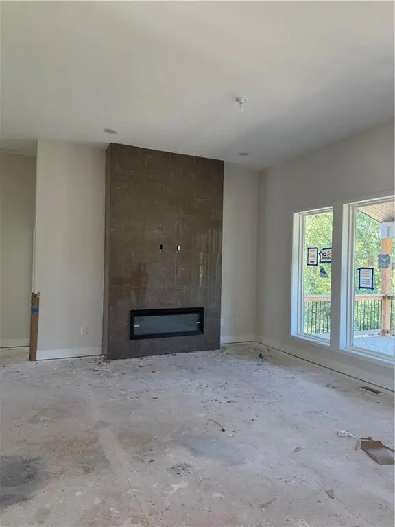 1202 NE 122nd ST, Kansas City, MO 64165
