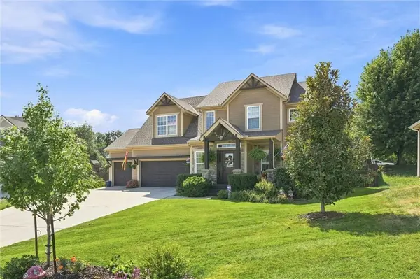 12233 Pine Valley DR, Kansas City, KS 66109