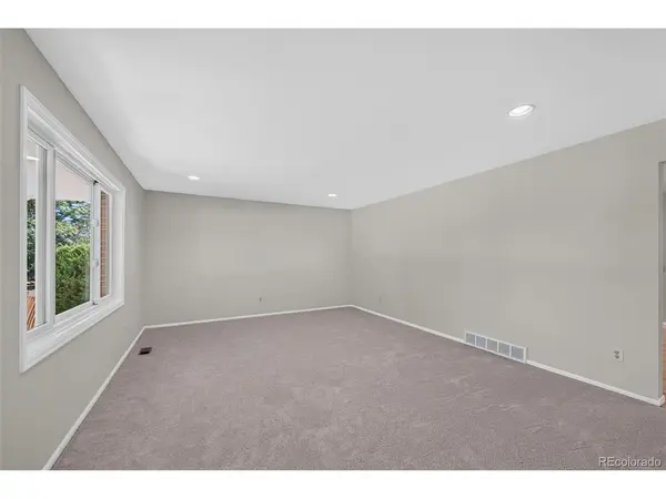 10482 W Dakan, Littleton, CO 80127
