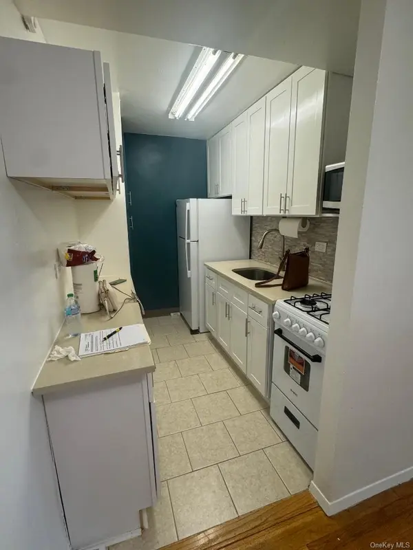 84-10 153rd AVE #4H, Howard Beach, NY 11414