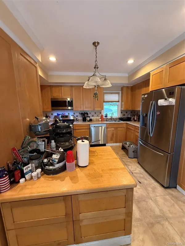 19 Meadow, Chester, NY 10918
