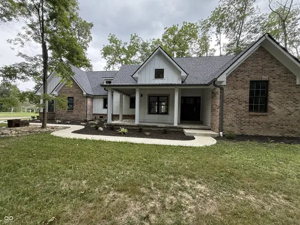 4429 Village DR, Anderson, IN 46012