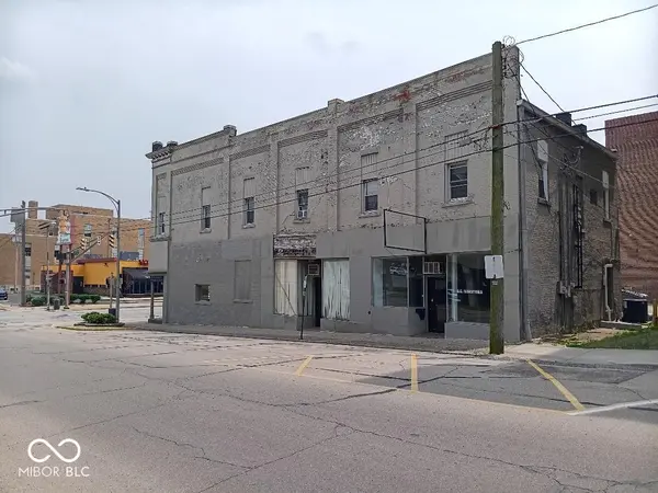 33 E 11th ST, Anderson, IN 46016