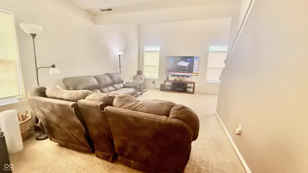 5924 Sable DR, Indianapolis, IN 46221