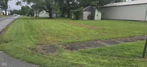 115 E Clinton ST, Hartsville, IN 47244