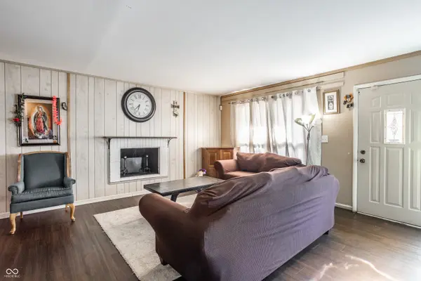 3462 Ashway DR, Indianapolis, IN 46224