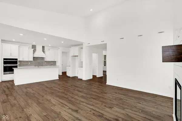 6719 Thresher PASS, Mccordsville, IN 46055