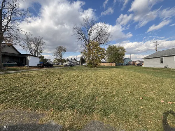 1324 S C ST, Elwood, IN 46036