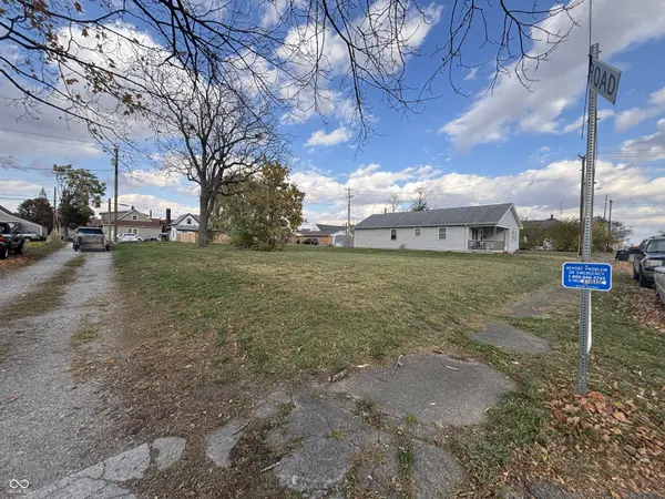 1324 S C ST, Elwood, IN 46036