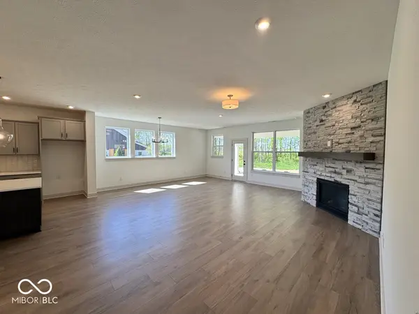 11840 Gray Ghost WAY, Fishers, IN 46040