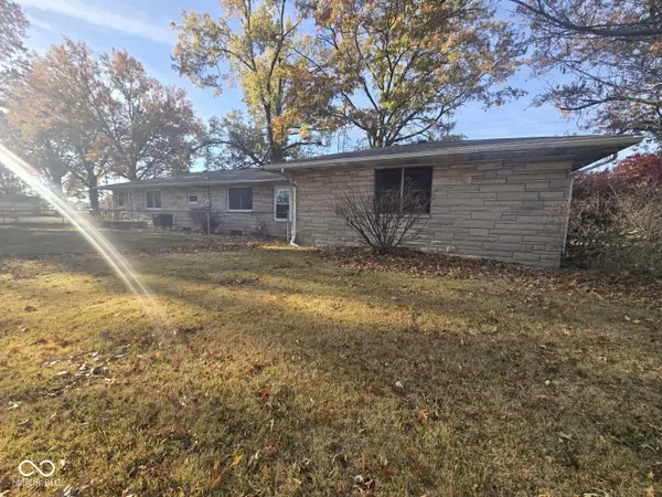 700 E Mary LN, Terre Haute, IN 47802