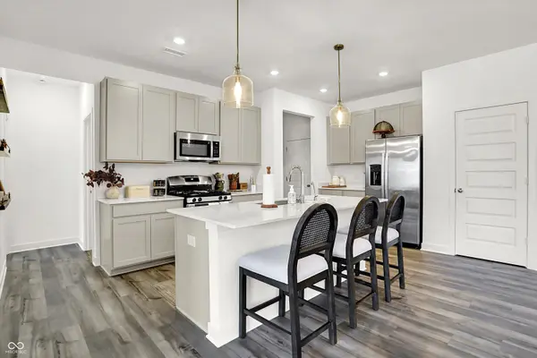727 Oxford LN, Danville, IN 46122