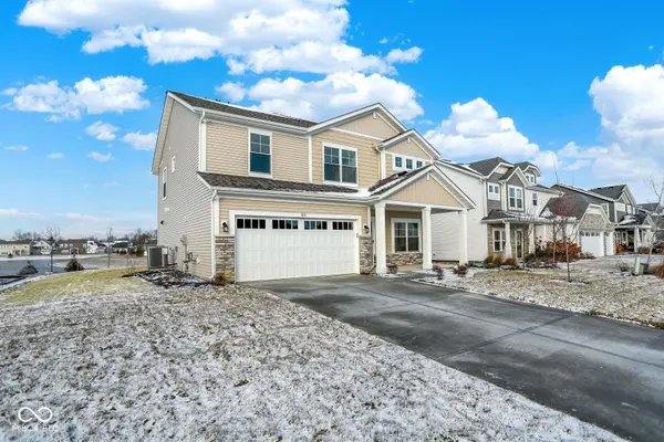 180 Megan WAY, Cumberland, IN 46229