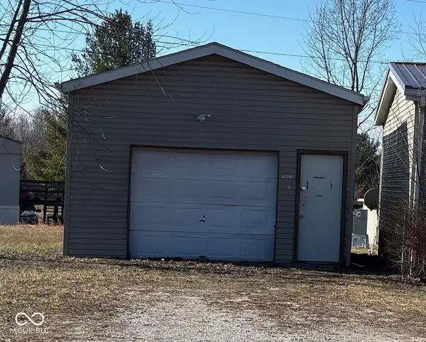3499 Penny LN, North Vernon, IN 47265