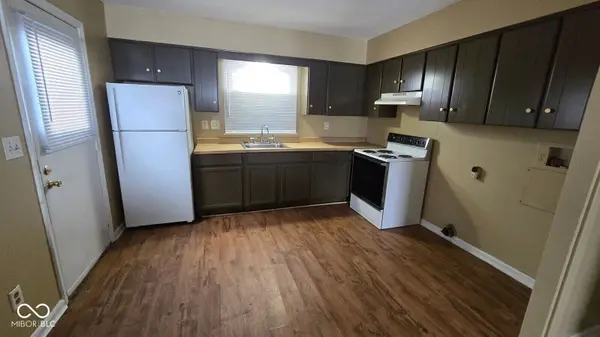 102 S Bradner AVE, Marion, IN 46952