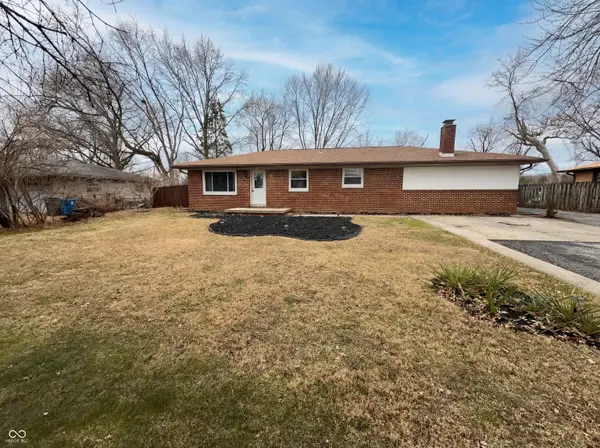 2122 Danbury DR, Indianapolis, IN 46231