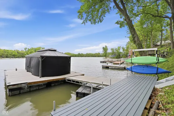 180 Bayshore DR, Cicero, IN 46034