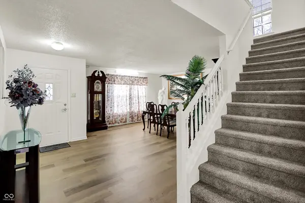 14740 Drayton DR, Noblesville, IN 46062
