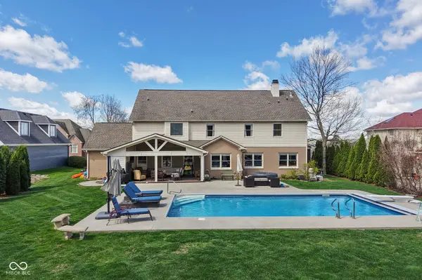 9986 Springstone RD, Fishers, IN 46055