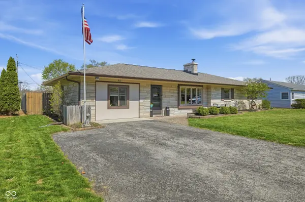 917 Linda DR, Fortville, IN 46040