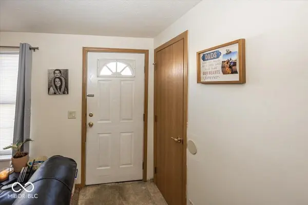 764 768 Kara CT, Greenfield, IN 46140