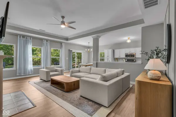 5000 Willow RD, Zionsville, IN 46077