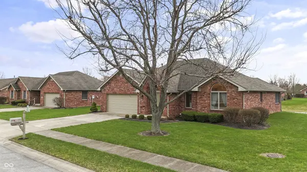 1027 Plum ST, Brownsburg, IN 46112