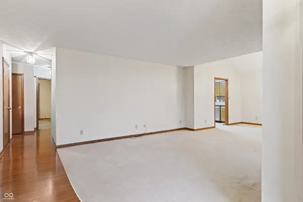 1027 Plum ST, Brownsburg, IN 46112