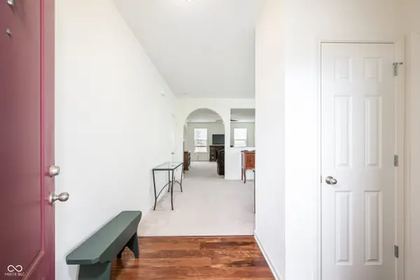 4036 Poplar DR, Whitestown, IN 46075