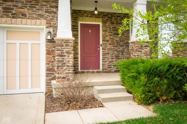 4036 Poplar DR, Whitestown, IN 46075