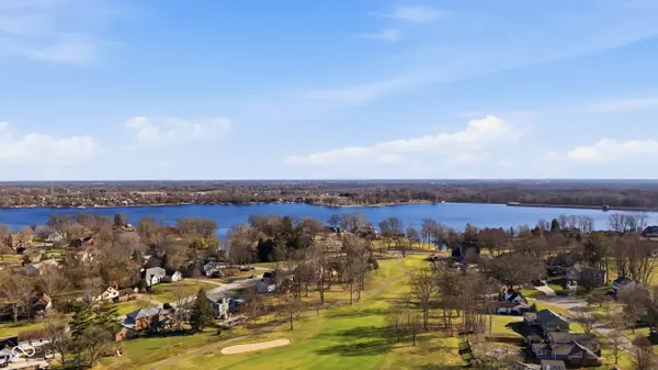 415 Oxford DR, Noblesville, IN 46062