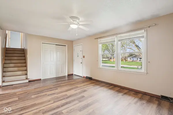 3029 San Jose DR, Greenwood, IN 46143
