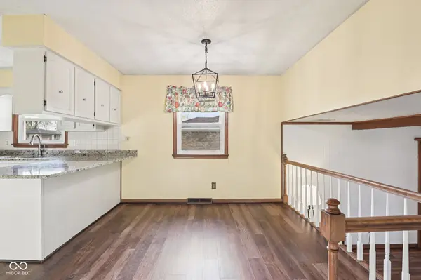 3029 San Jose DR, Greenwood, IN 46143