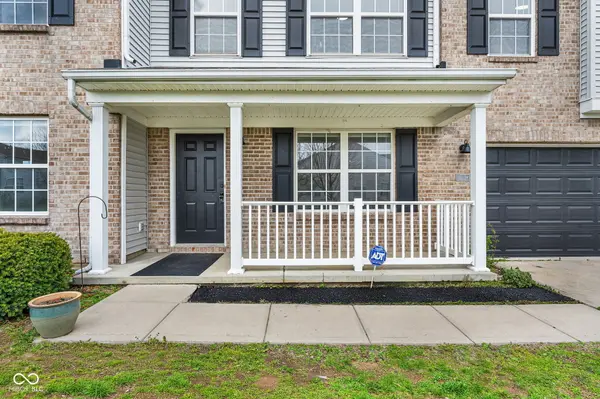 11218 Hylas DR, Noblesville, IN 46060