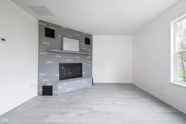 7467 Woodshire PL, Indianapolis, IN 46217