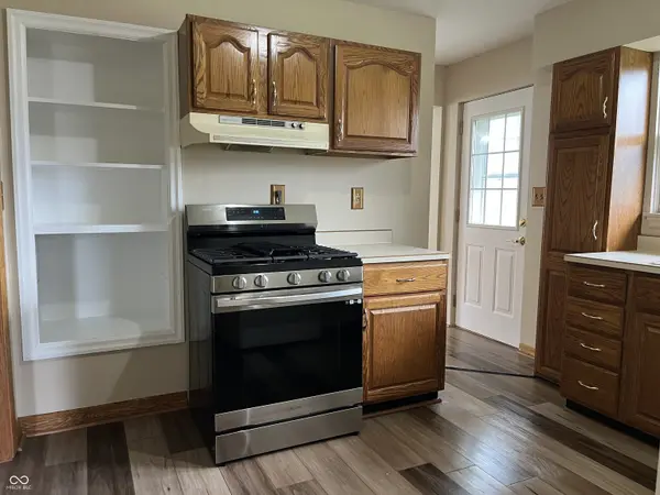 25 W Stump ST, Williamsport, IN 47993