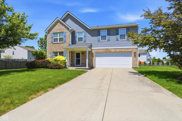 10802 Pleasant View LN, Fishers, IN 46038