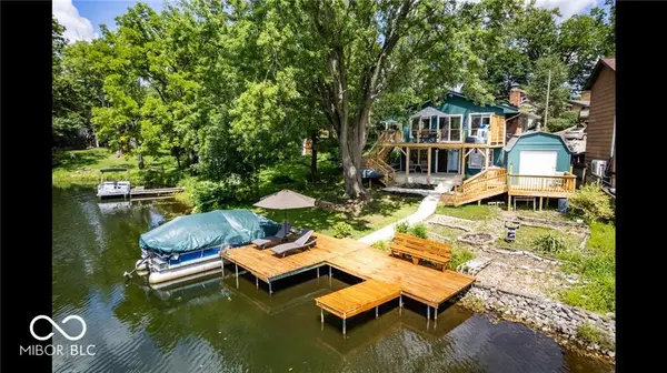 253 W Warford DR, Nineveh, IN 46164