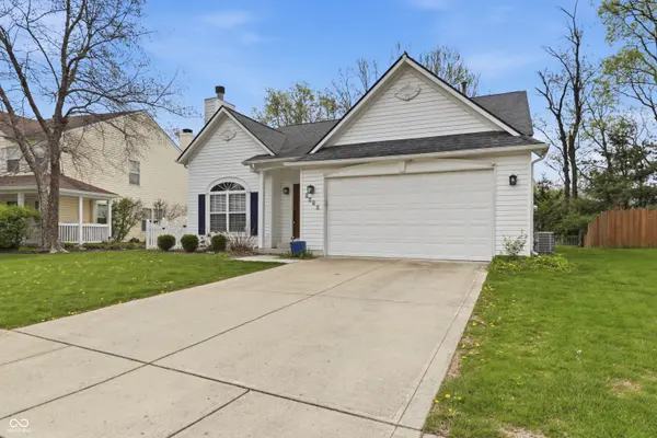 9697 Bradford Knoll DR, Fishers, IN 46037