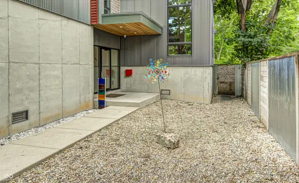 515 E 62nd PL, Indianapolis, IN 46220
