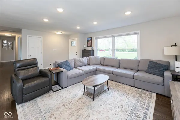 6528 Grandview DR, Indianapolis, IN 46260